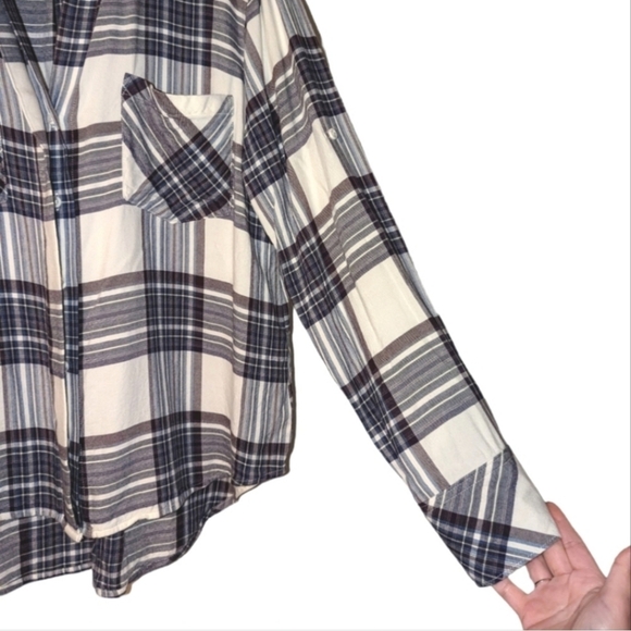 Cloth & Stone Plaid Button Down - Picture 4 of 14